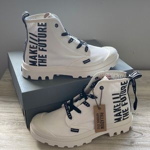 NWT. Palladium Pampa Hi Future. Size 6.5